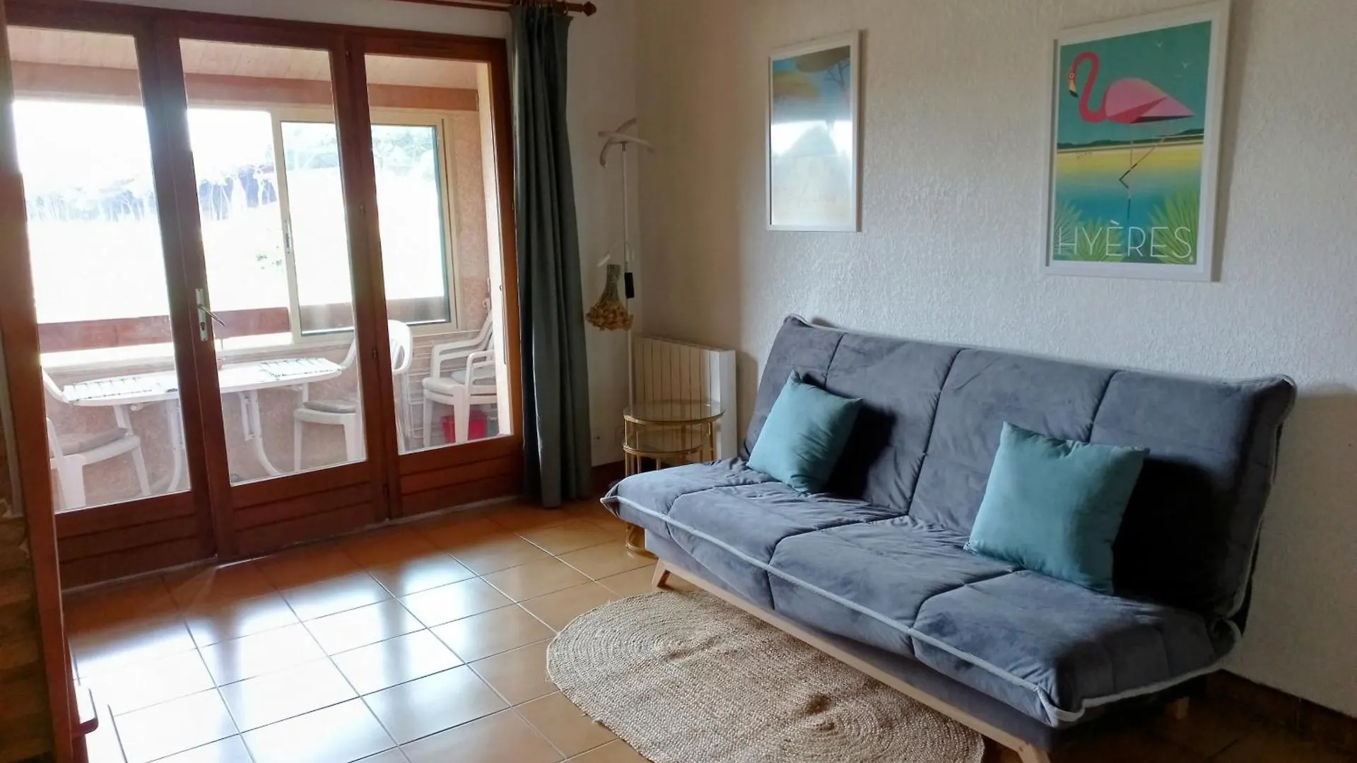 Duplex Port Hyeres Plage Vue Hippodrome Apartment